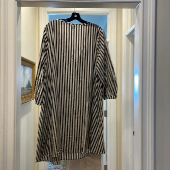 Banana Republic blue and off white striped jacket dress (bw) - Picture 5 of 6